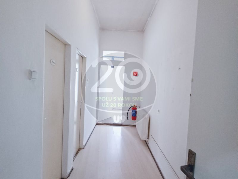 PREDAJ - Budova v centre mesta Lučenec