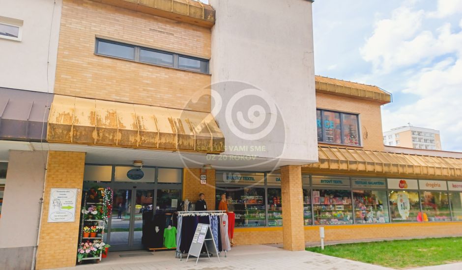 PREDAJ - Budova v centre mesta Brezno PREDAJ - Budova v centre mesta Brezno