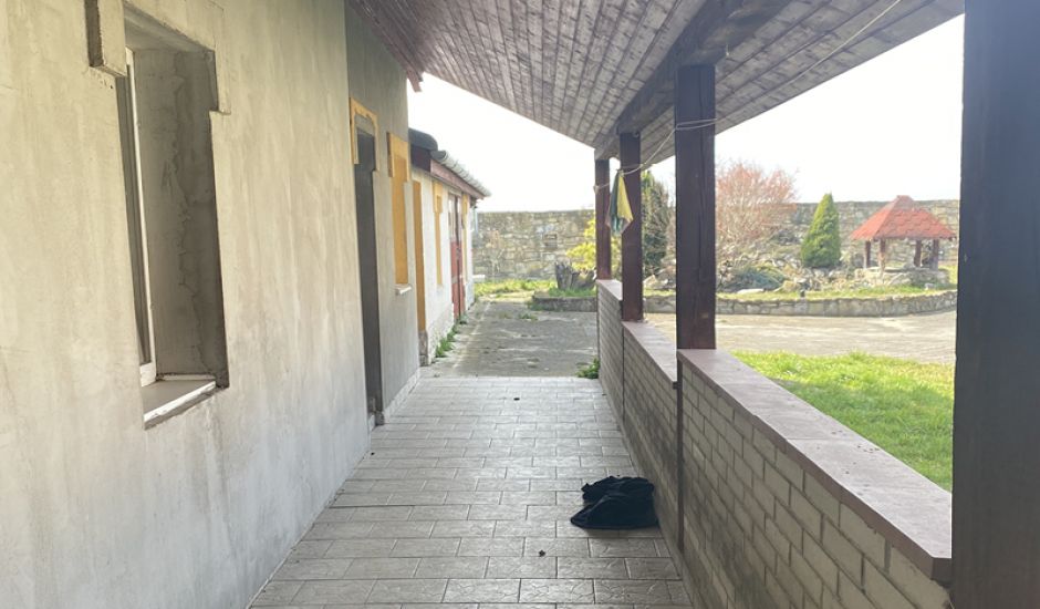 Dva rodinné domy za cenu jedného na Záhorí. Dva rodinné domy za cenu jedného na Záhorí.