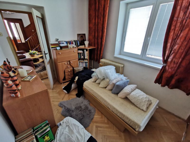 5 izbový rodinný dom v meste Sobrance