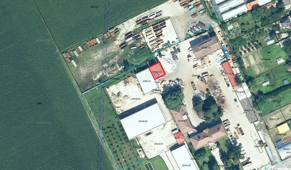 Dražba skladu v obci Topoľníky Dražba skladu v obci Topoľníky
