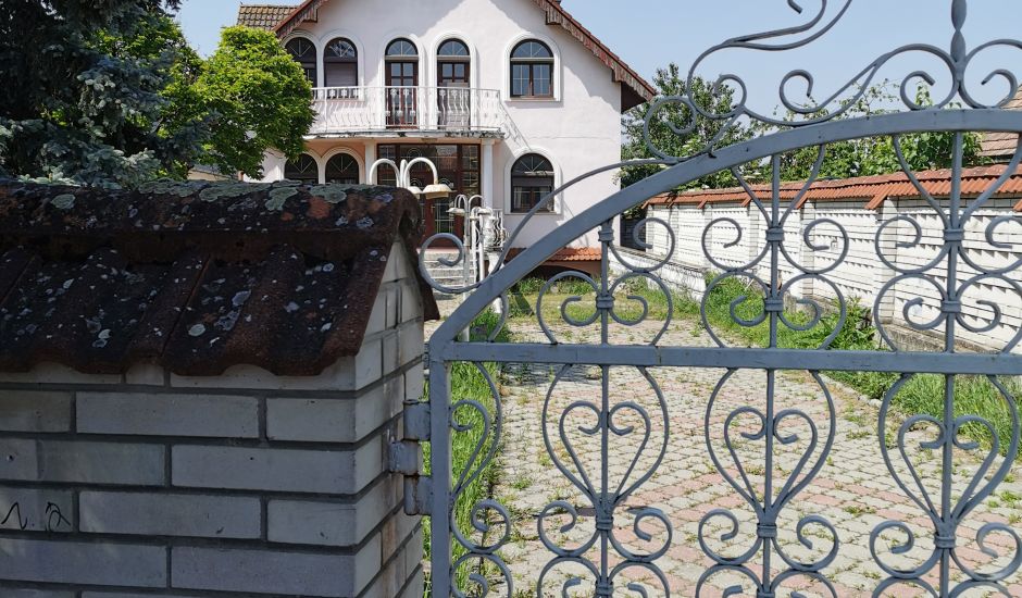 Dražba rodinného domu v Zlatych Klasoch. Dražba rodinného domu v Zlatych Klasoch.