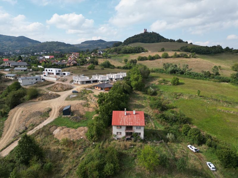 Trojpodlažný rodinný dom v Banskej Štiavnici s výhľadom na kalváriu 