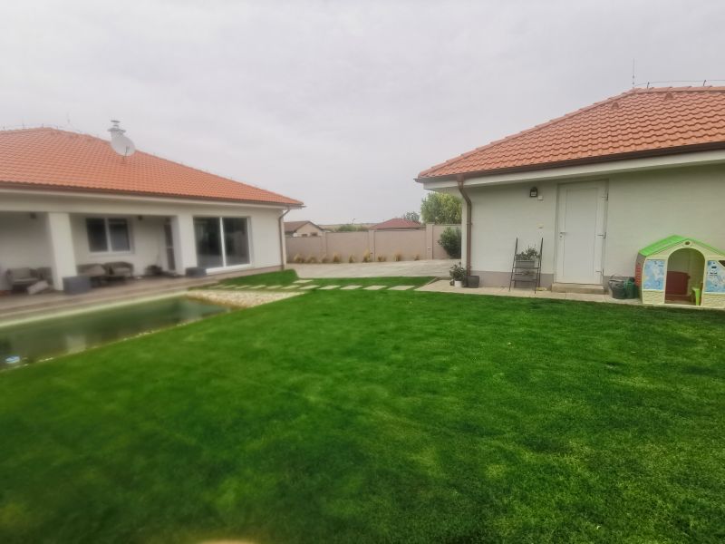 Rodinný dom v obci Močenok 