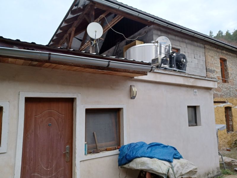 Dražba súboru hnuteľných vecí a nehnuteľnosti  v obci Janová Lehota