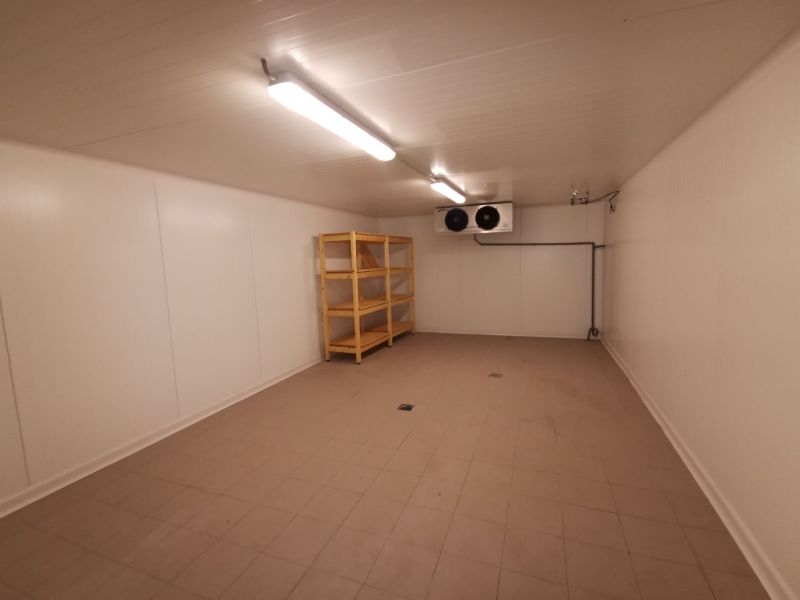 Dražba súboru hnuteľných vecí a nehnuteľnosti  v obci Janová Lehota