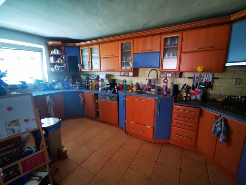 Dražba 3/4 rodinného domu v Sučanoch.