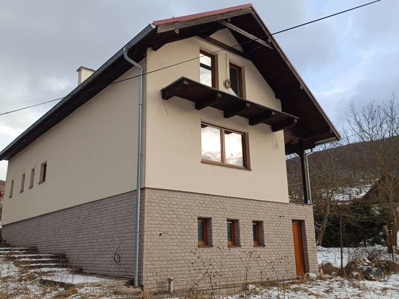 4 izbový rodinný dom v rekonštrukcií Hrabičov