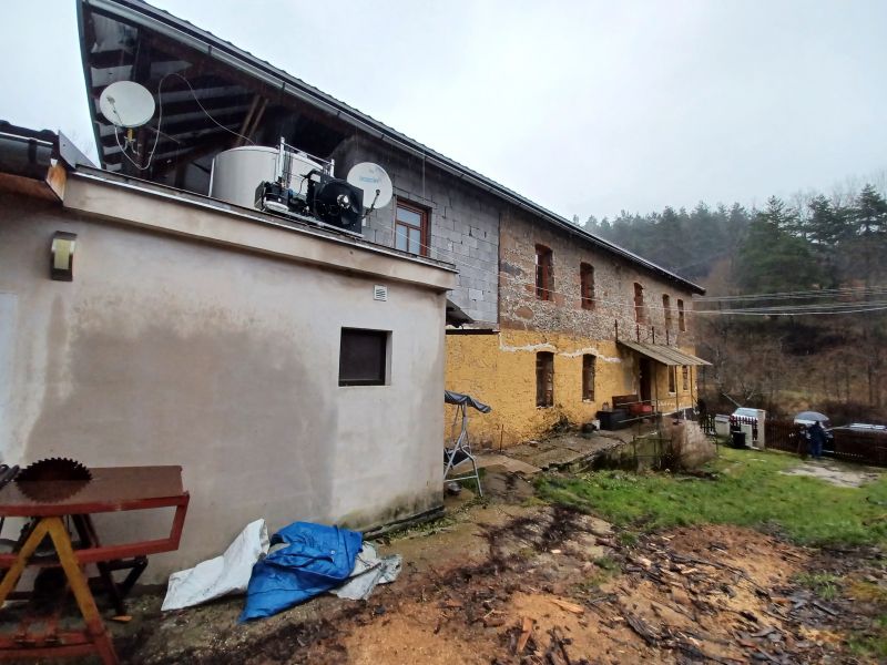 Dražba rodinného domu a chaty v Janovej Lehote