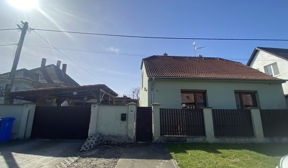 Dražba rodinného domu s garážou v obci Dobrohošť Dražba rodinného domu s garážou v obci Dobrohošť