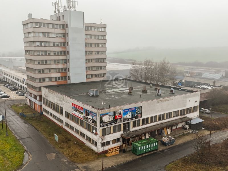 Príležitosť na prenájom: Obchodné a administratívne priestory vo Veľkom Krtíši