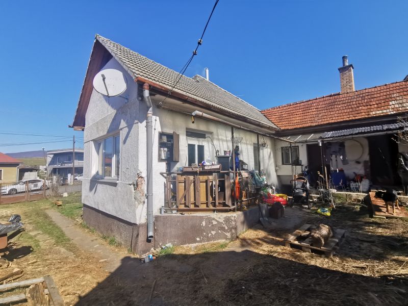 Dražba domu v Lovinobani