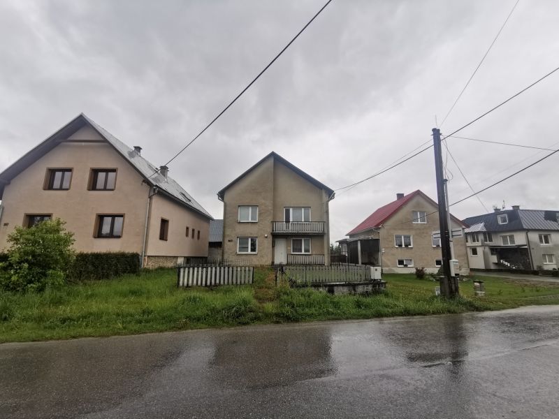 Predaj rodinného domu v obci Lokca