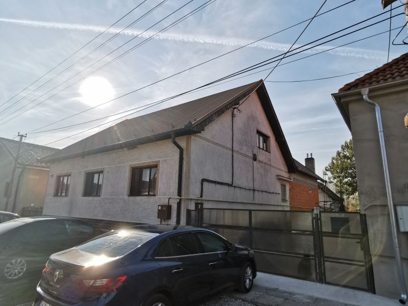 II. kolo DRAŽBY rodinného domu v obci Kameničná, okr. Komárno!!  