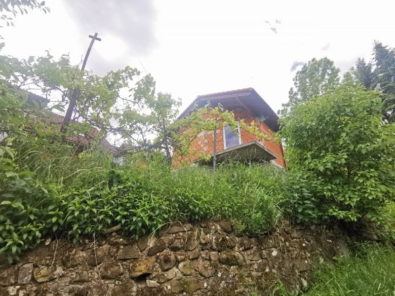 Dražba nehnuteľností v obci Hrušov, okres Veľký Krtíš