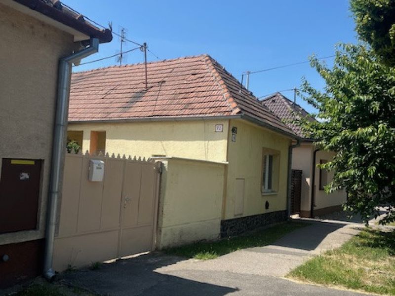 Dražba domu v Hlohovci, časť Šulekovo