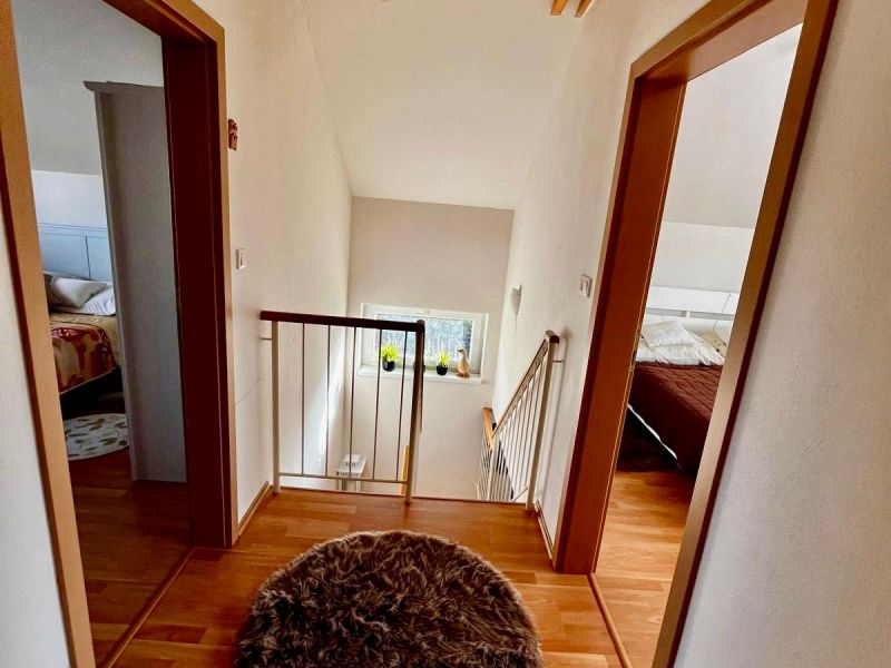 Celoročne obývateľný rekreačný dom pri Vojčianskom jazere (CHKO Dunajské Luhy) 30 min. od Bratislavy