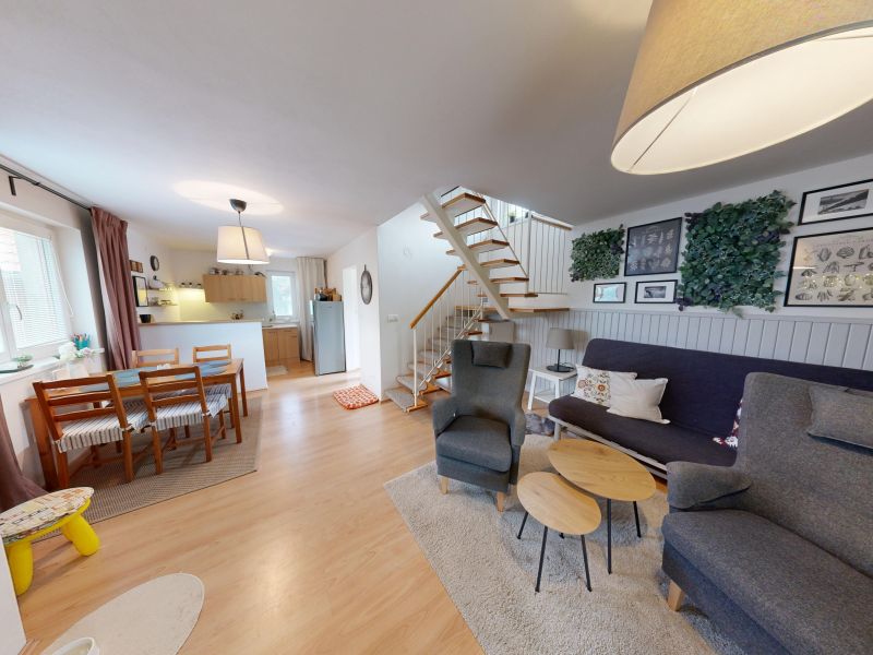 Celoročne obývateľný rekreačný dom pri Vojčianskom jazere (CHKO Dunajské Luhy) 30 min. od Bratislavy