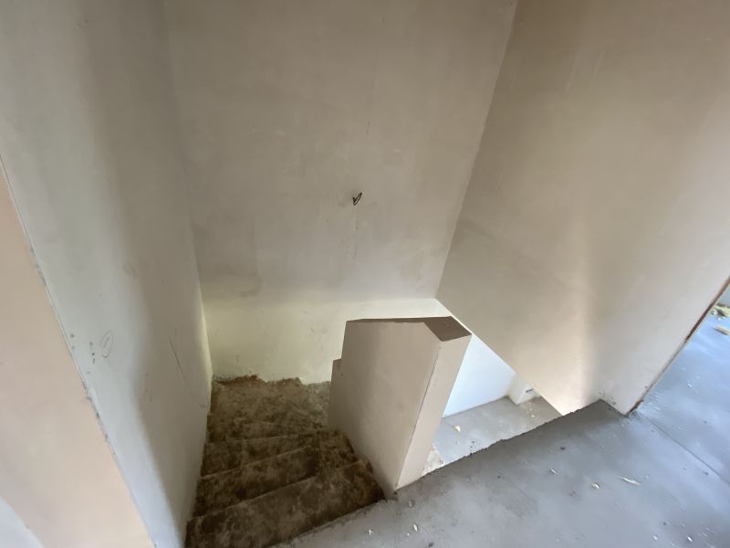 Dražba rozostavaných domov s pozemkami v Chorvátskom Grobe