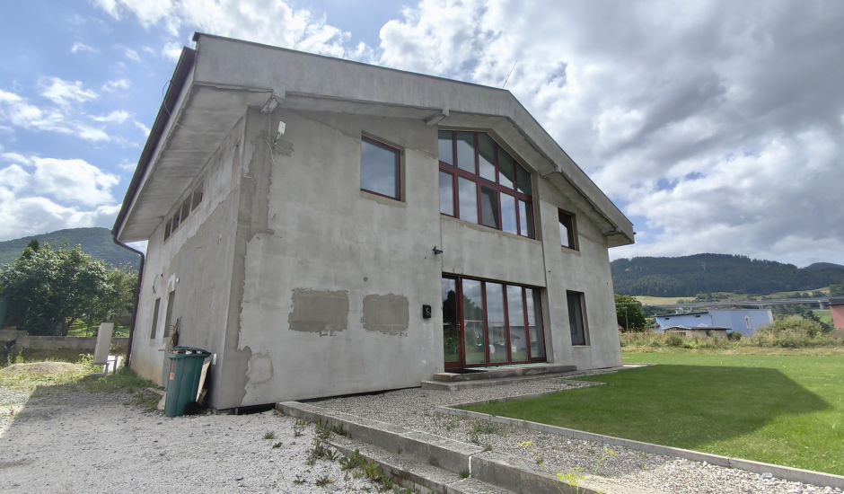 Dražba domu v obci Višňové Dražba domu v obci Višňové