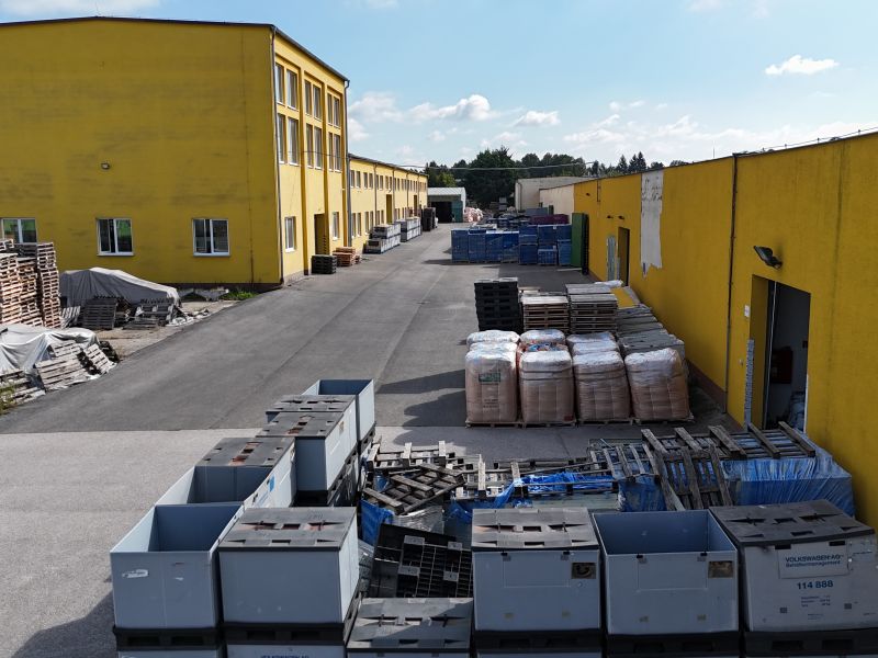 Výrobný areál v priemyselnej časti mesta Senica