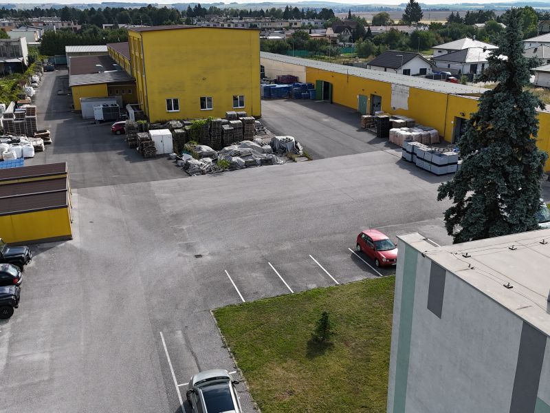 Výrobný areál v priemyselnej časti mesta Senica