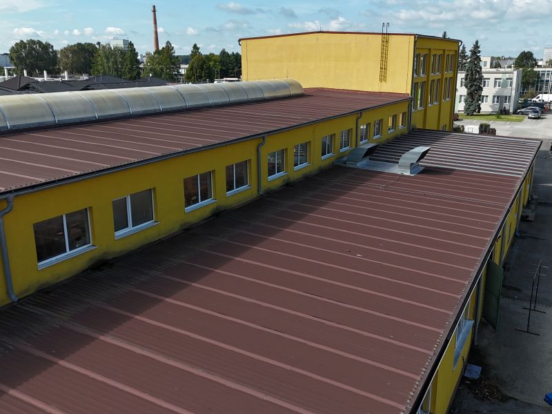 Výrobný areál v priemyselnej časti mesta Senica