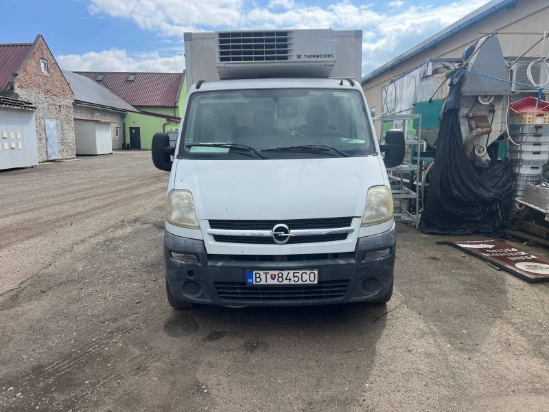 Dražba hnuteľných vecí