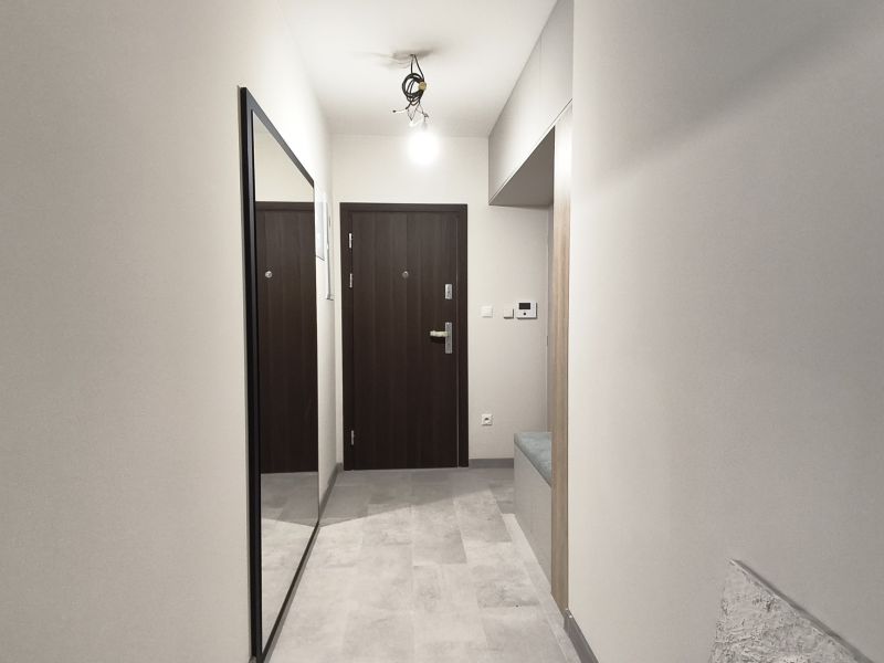 Novozrekonštruovaný apartmán v Bojniciach 4+kk s dvomi terasami, vnútorným aj vonkajším parkovaním  PANORÁMA BOJNICE