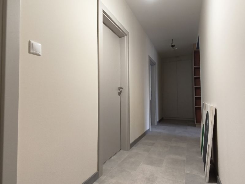 Novozrekonštruovaný apartmán v Bojniciach 4+kk s dvomi terasami, vnútorným aj vonkajším parkovaním  PANORÁMA BOJNICE