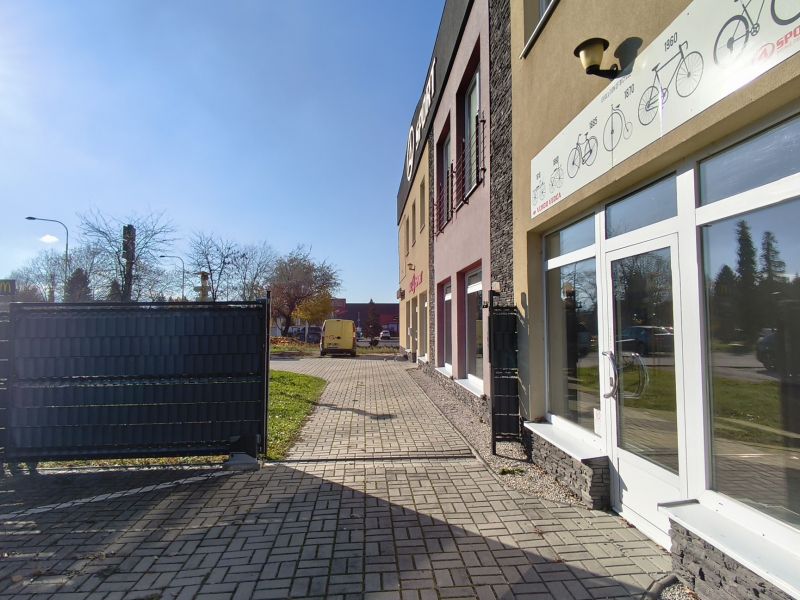 Prenájom obchodných priestorov na ulici Olympionikov v Prievidzi