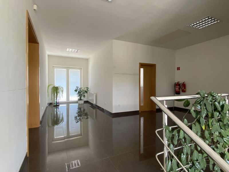 OnlineAukcia súboru nehnuteľného a hnuteľného majetku v Nitre