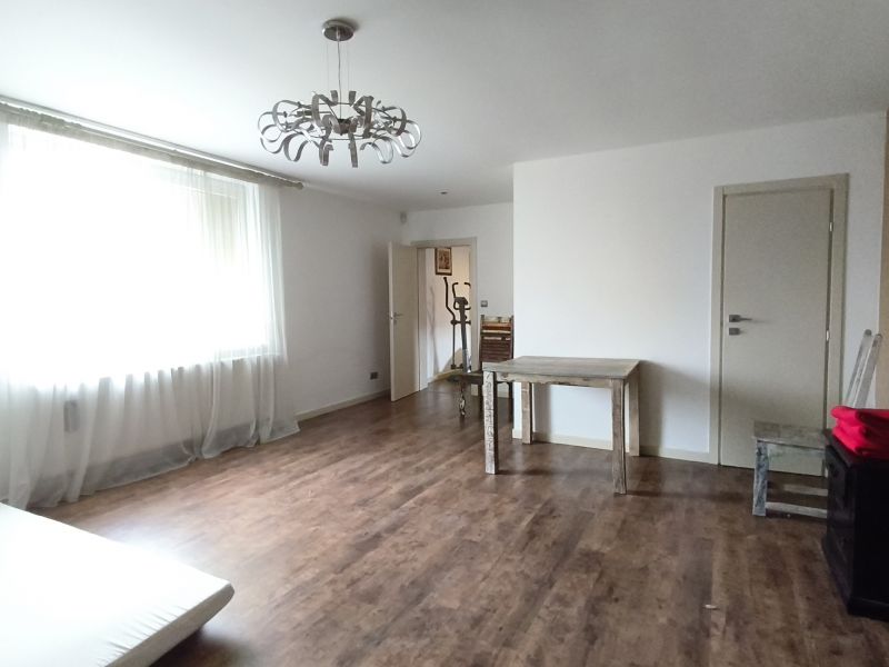 Dražba rodinného domu v obci Trenčianske Stankovce. 