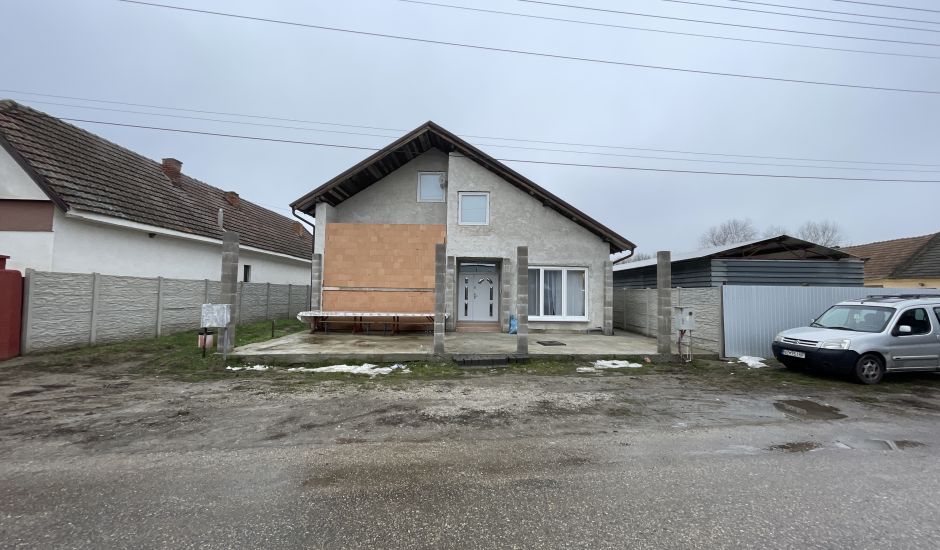 Dražba rozostavaného rodinného domu v obci Zemné