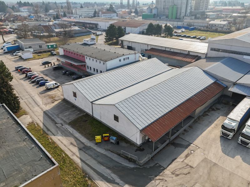 Výrobný areál v priemyselnej časti mesta Senica