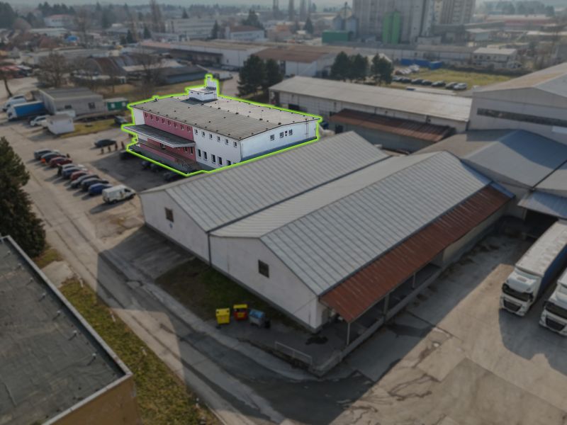 Výrobný areál v priemyselnej časti mesta Senica