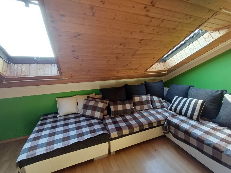 ZNÍŽENÁ VYVOLÁVACIA CENA!!! Opakovaná dražba rodinného domu v obci Koválov 