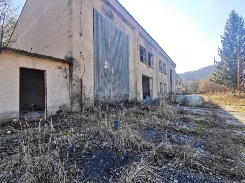 Predaj stavieb v areáli bývalého družstva v obci Ružiná