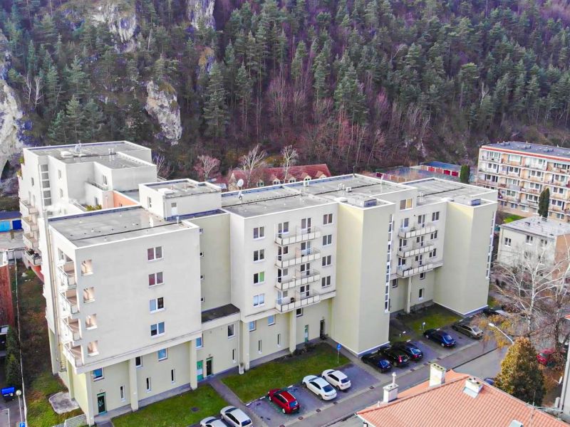 Dražba súboru bytov a nebytových priestorov