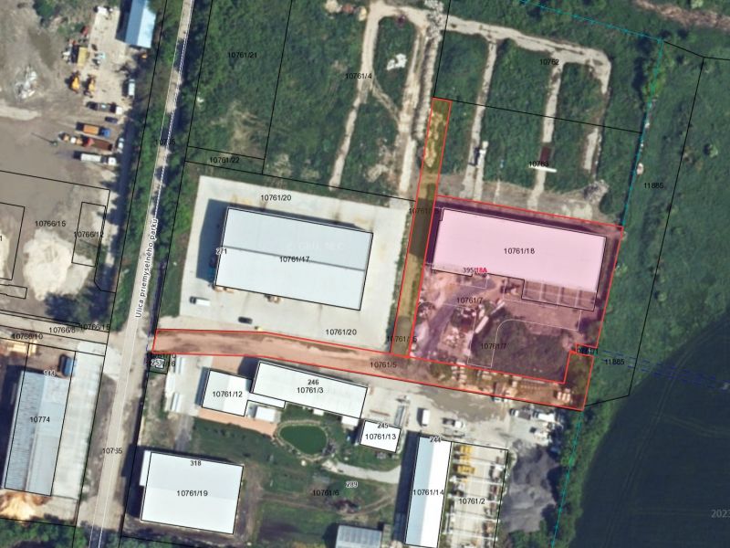 Dražba haly s administratívou v Komárne 