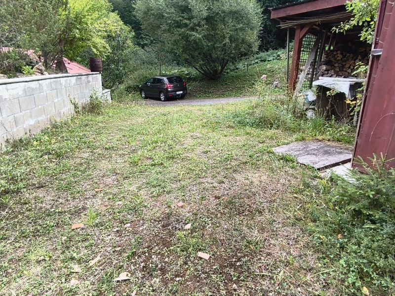 Menší rodinný dom/chata Motyčky, 274 m2