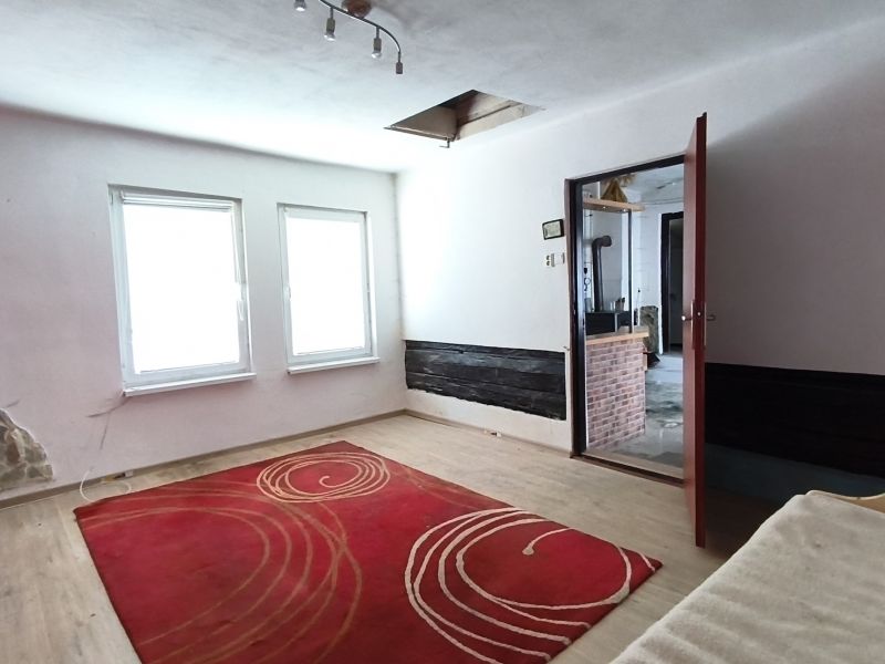 Menší rodinný dom/chata Motyčky, 274 m2