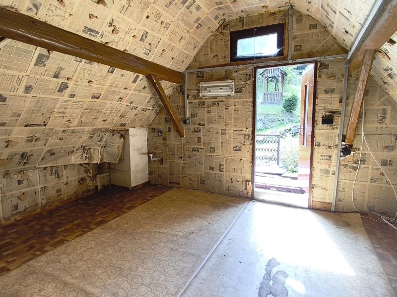 Menší rodinný dom/chata Motyčky, 274 m2