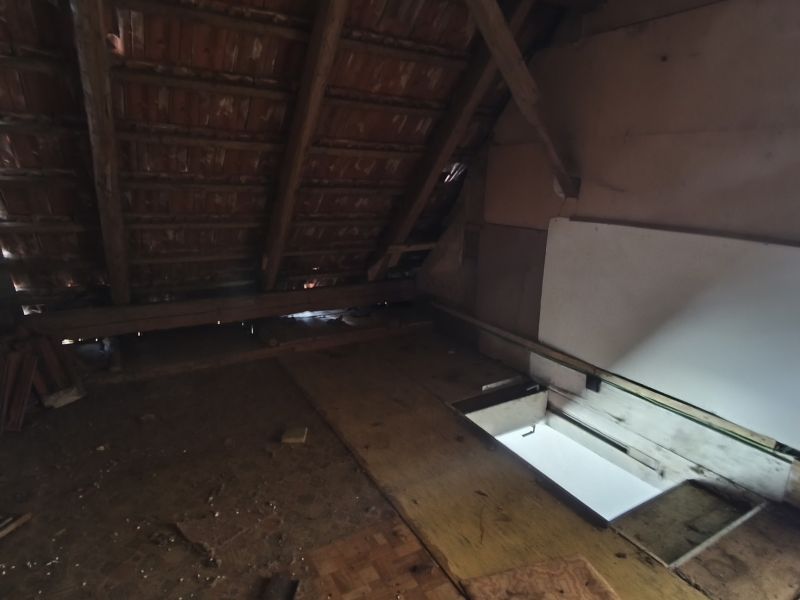Menší rodinný dom/chata Motyčky, 274 m2