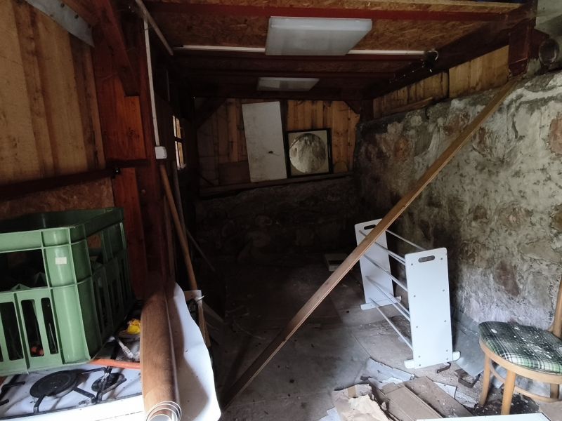 Menší rodinný dom/chata Motyčky, 274 m2