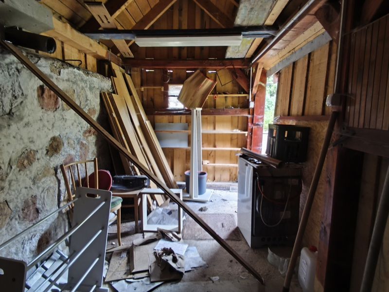 Menší rodinný dom/chata Motyčky, 274 m2